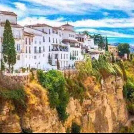 רונדה XVIII B Suite Apartamentos Morales & Arnal מראה חיצוני תמונה