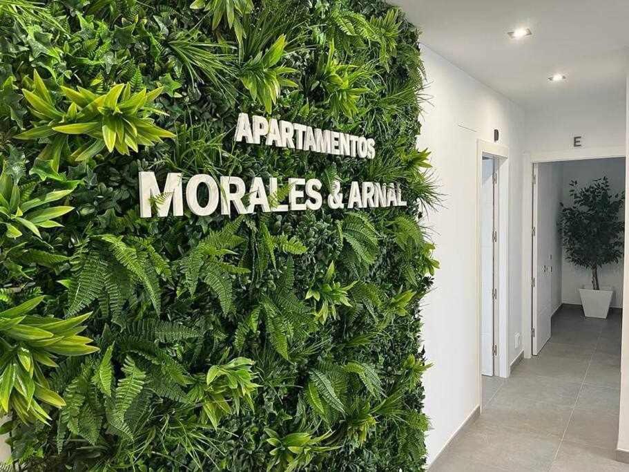 רונדה XVIII B Suite Apartamentos Morales & Arnal מראה חיצוני תמונה