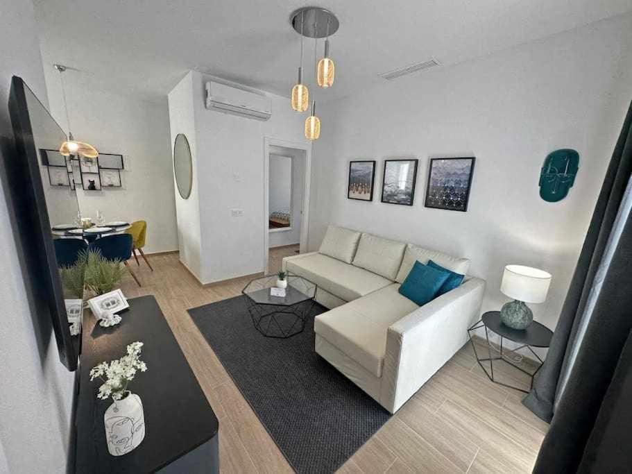 רונדה XVIII B Suite Apartamentos Morales & Arnal מראה חיצוני תמונה